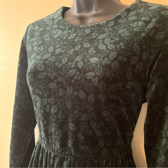 Vintage LL Bean velvet dress 6 petite Christmas holly modest holiday - Picture 3 of 11